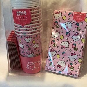 Hello Kitty Strawberry Lemonade hot cup set with matching guest towels